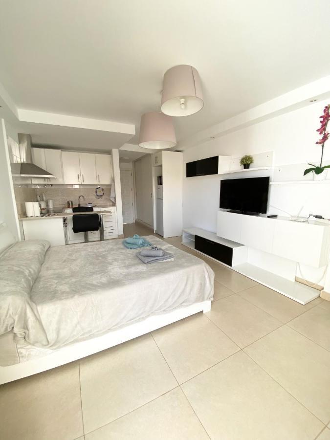 Aloha Summerland Vip Studio Sea & Pool View Los Cristianos  Exteriör bild